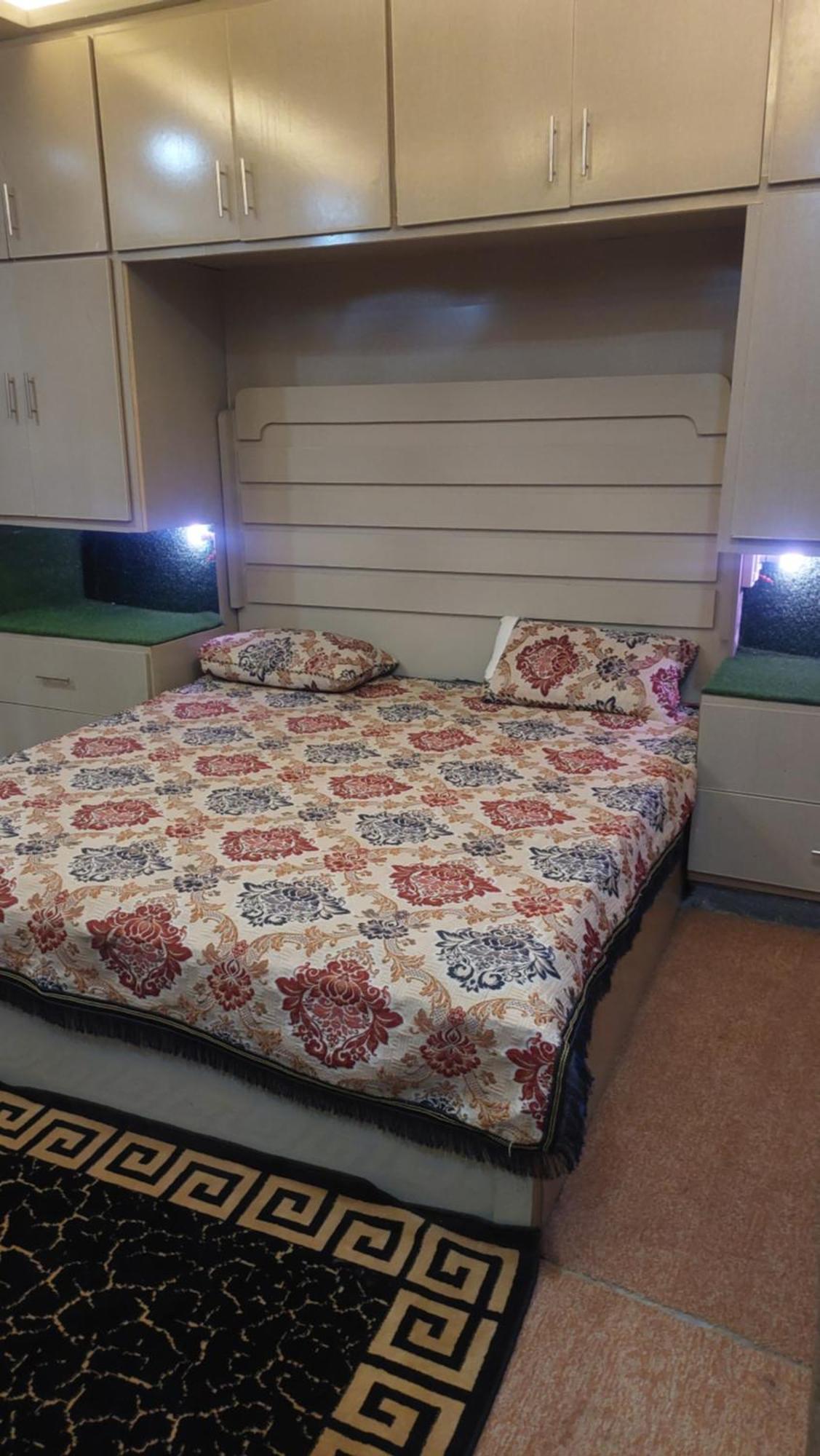 Shally Valley Guest House 라왈핀디 외부 사진